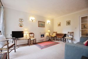 LIVING ROOM- click for photo gallery
